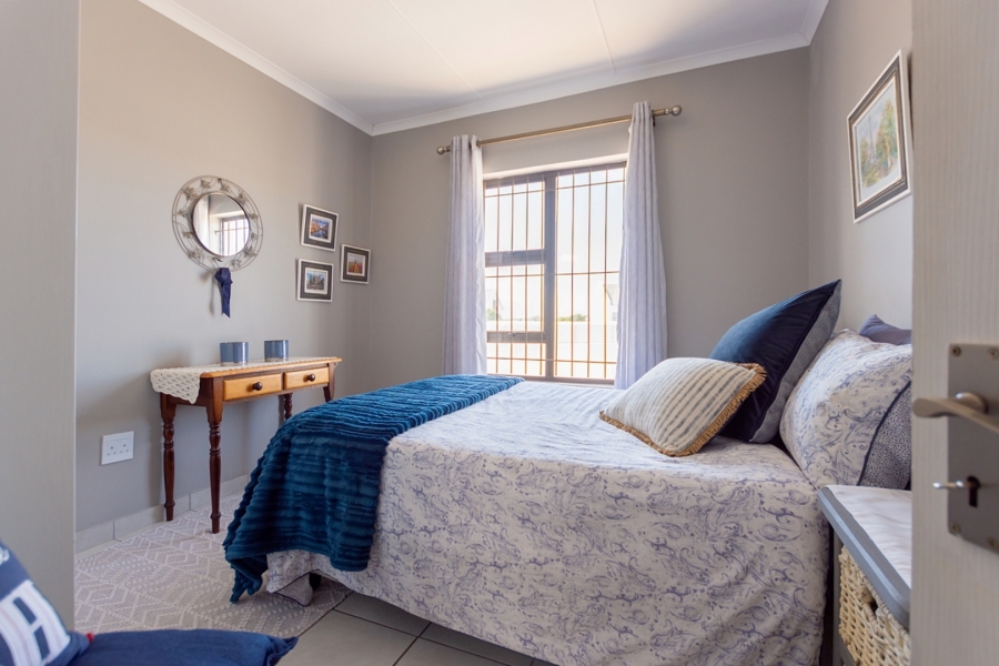 3 Bedroom Property for Sale in Britannia Bay Western Cape